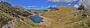 37 Dal Passo dei Laghi Gemelli scendiamo per imboccare il sent. 216